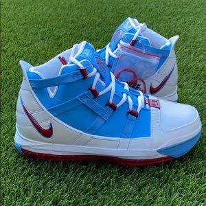 Nike Zoom Lebron III QS